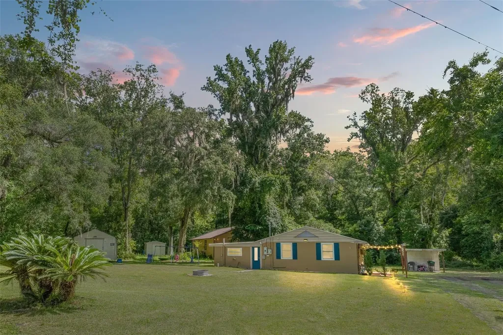 200 Hickory Street Brooksville FL 34601