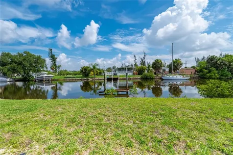 720 Dania Court Punta Gorda FL 33950