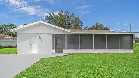 2609 13th Avenue E Bradenton FL 34208
