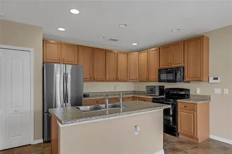 906 Revere Avenue Haines City FL 33844