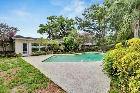 10506 Homestead Drive Tampa FL 33618