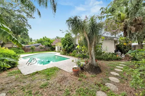 10506 Homestead Drive Tampa FL 33618