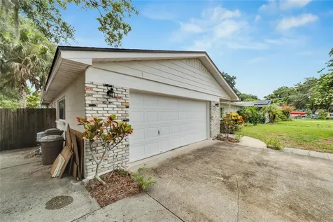 10506 Homestead Drive Tampa FL 33618
