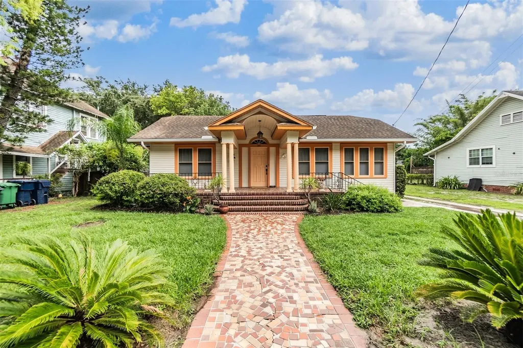 807 E Chelsea Street Tampa FL 33603
