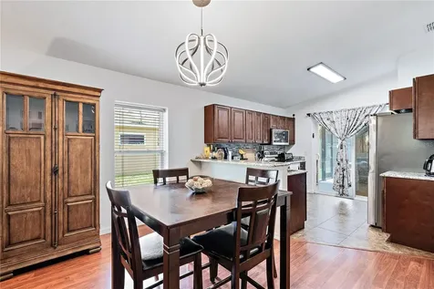 3727 20th Street E Bradenton FL 34208