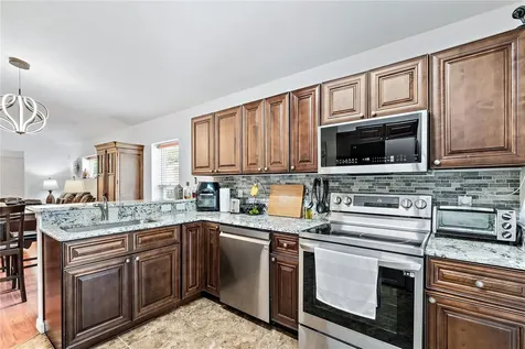 3727 20th Street E Bradenton FL 34208