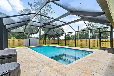 3727 20th Street E Bradenton FL 34208