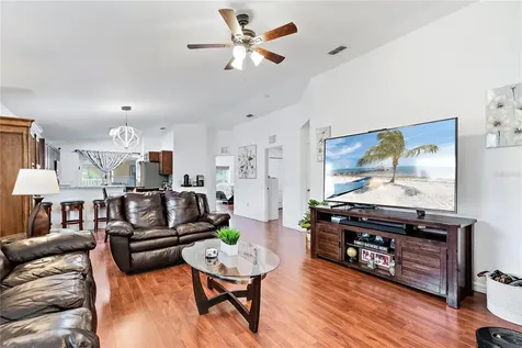 3727 20th Street E Bradenton FL 34208