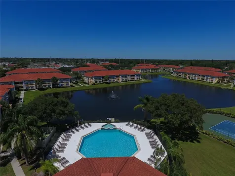 1015 Villagio Circle Sarasota FL 34237