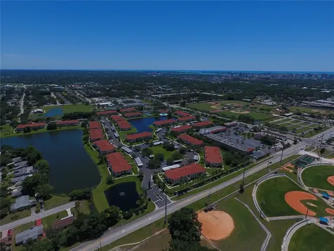 1015 Villagio Circle Sarasota FL 34237