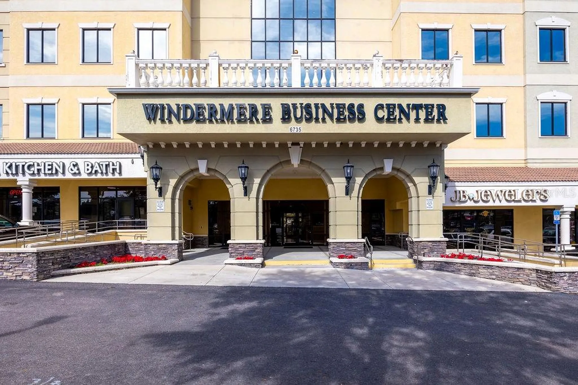 6735 Conroy Road Orlando FL 32835