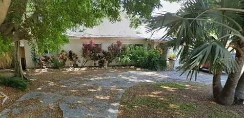 2451 Wisteria Street Sarasota FL 34239
