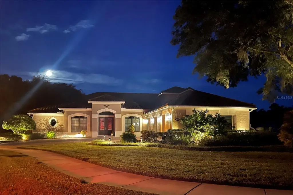 8692 Crested Eagle Place Sanford FL 32771