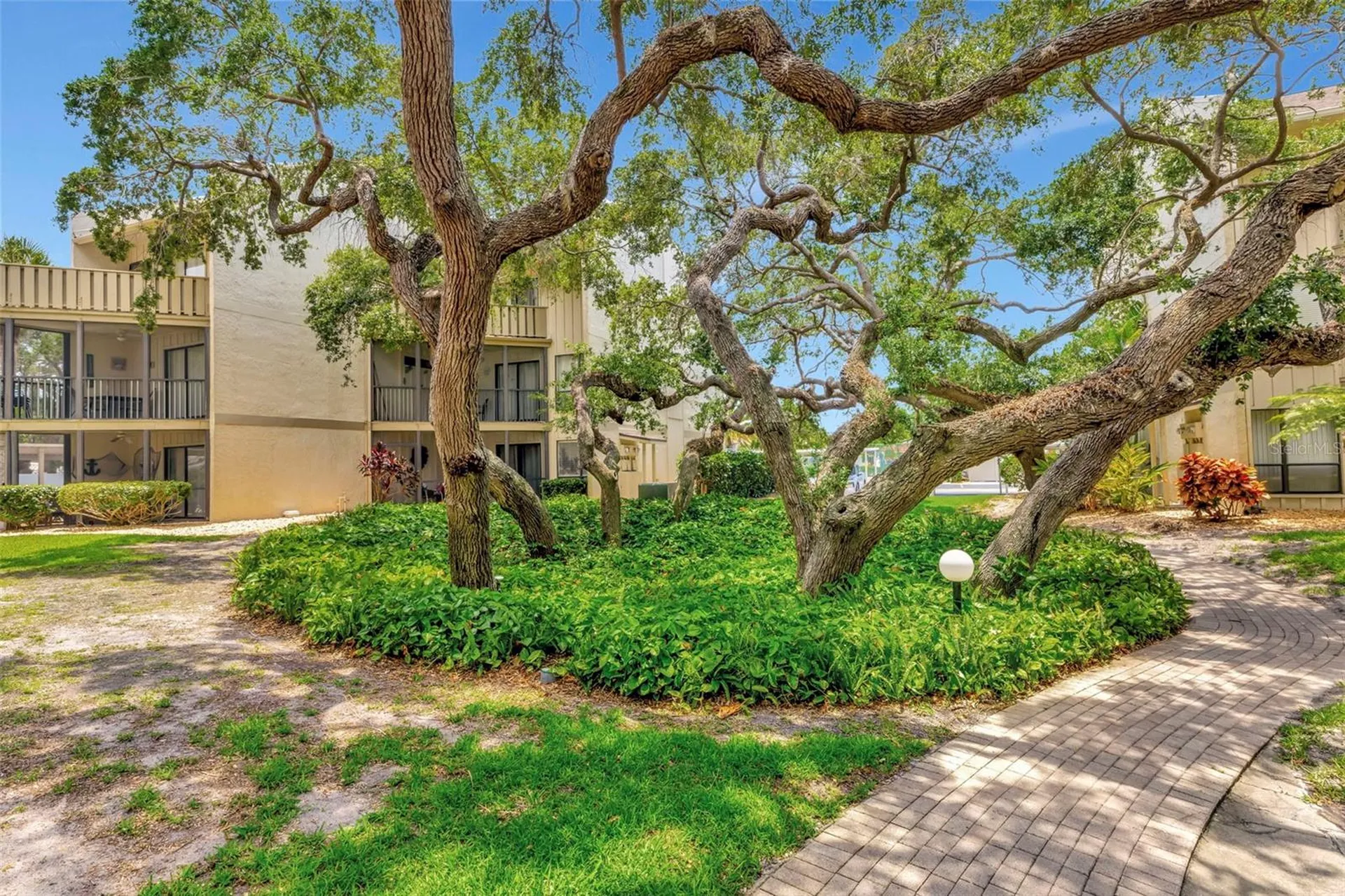 6157 Midnight Pass Road Sarasota FL 34242