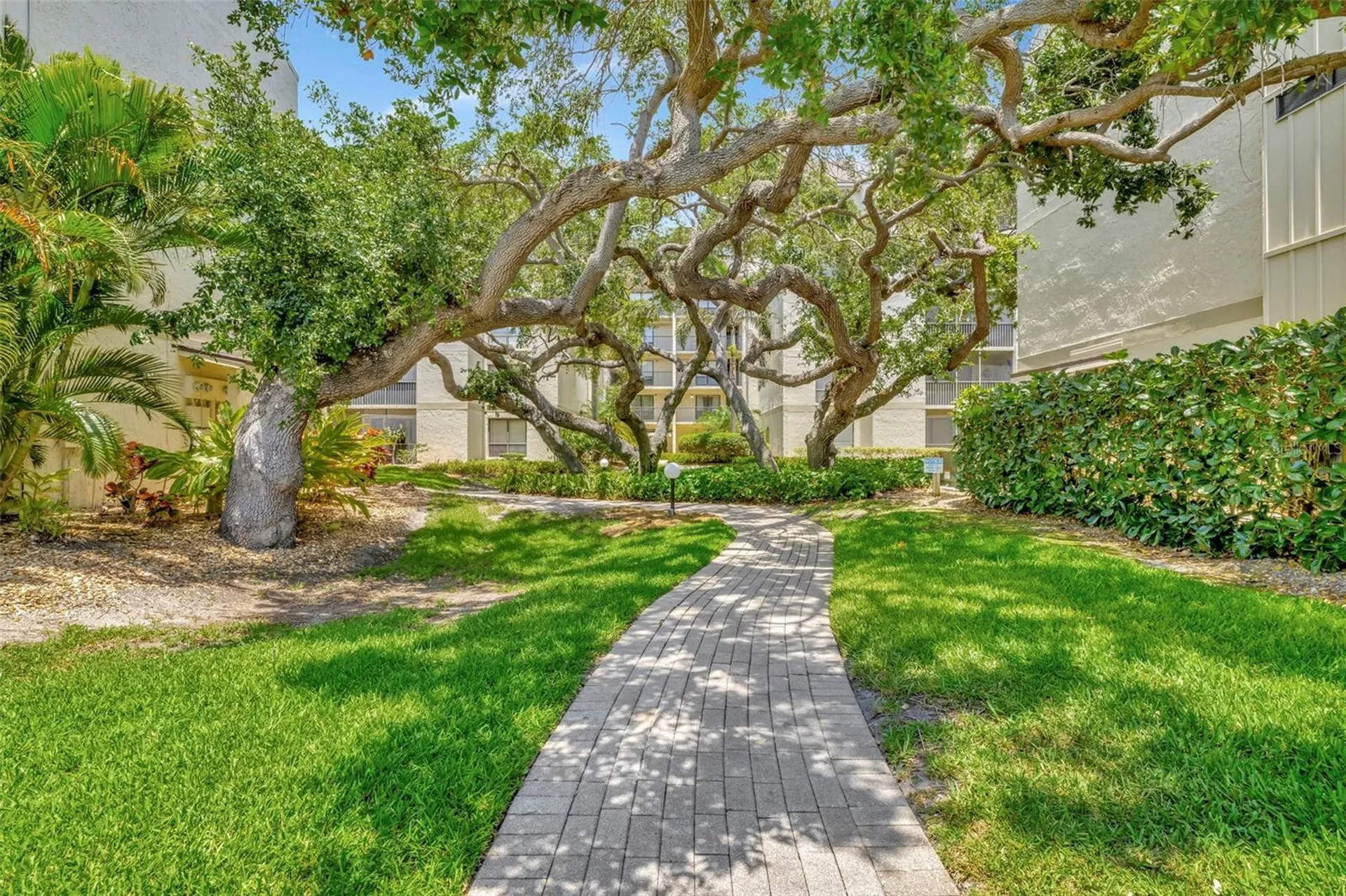 6157 Midnight Pass Road Sarasota FL 34242