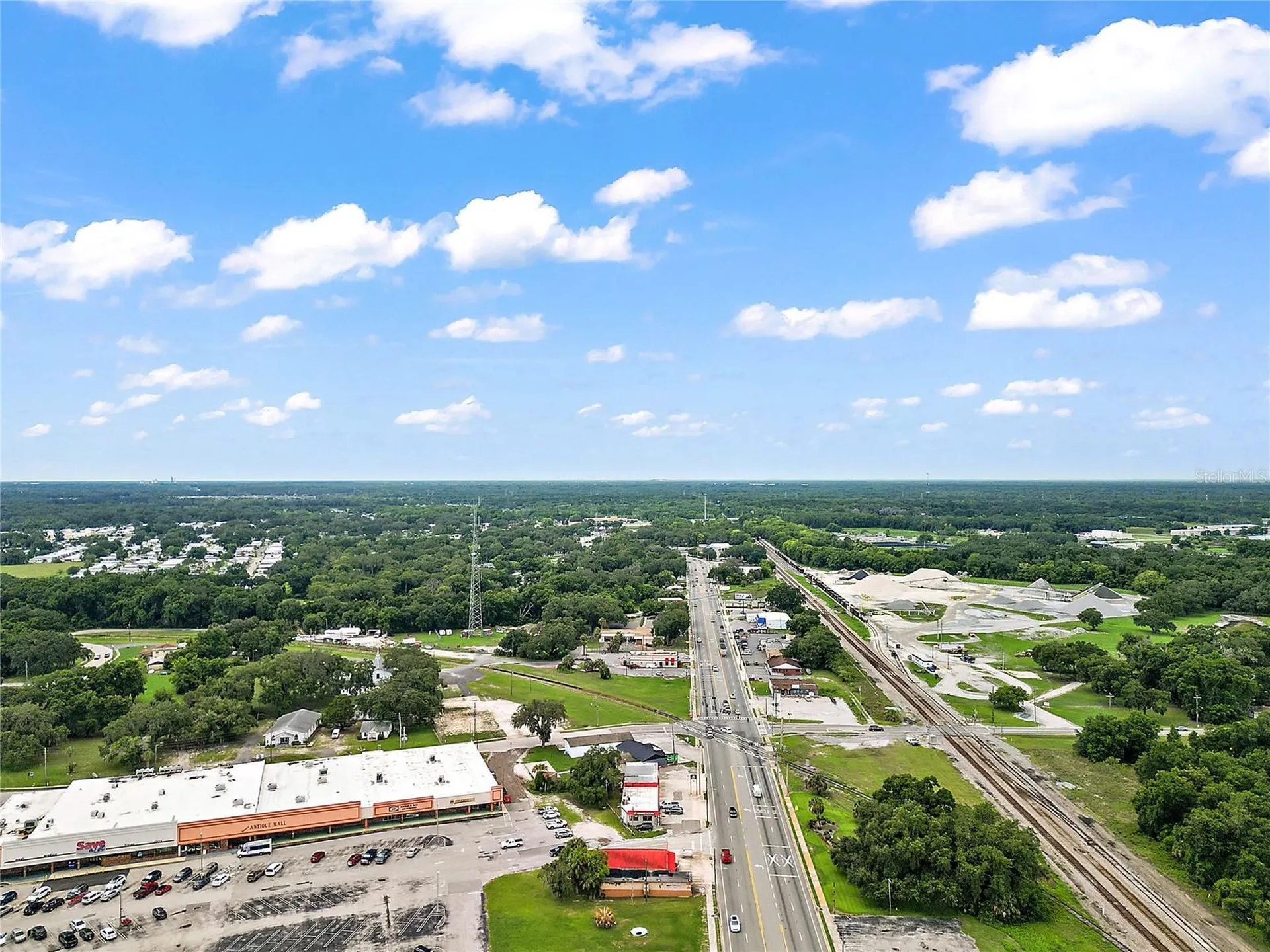 324 S Main Street Wildwood FL 34785