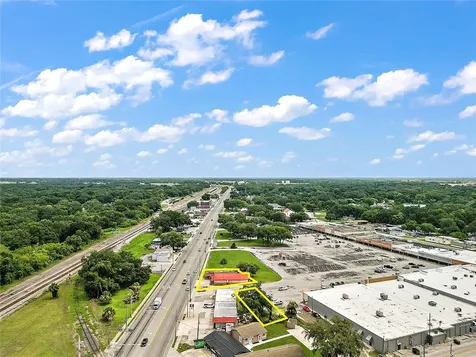 324 S Main Street Wildwood FL 34785
