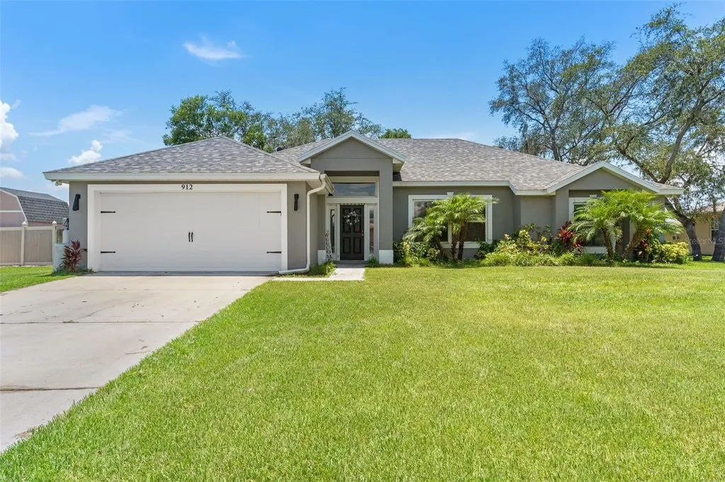 912 Prescott Boulevard Deltona FL 32738