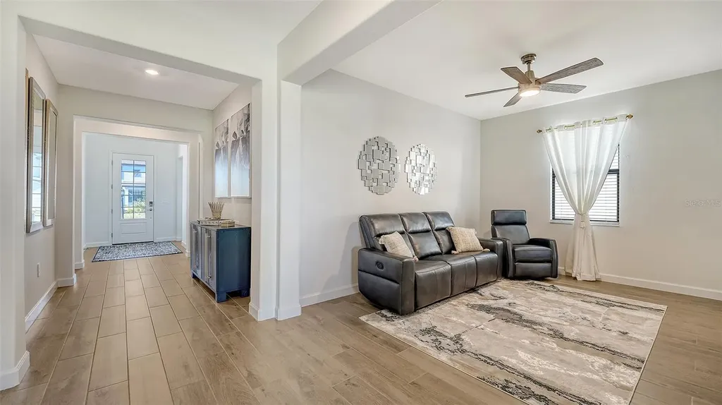 4909 Oyster Pearl Street Lakewood Ranch FL 34211