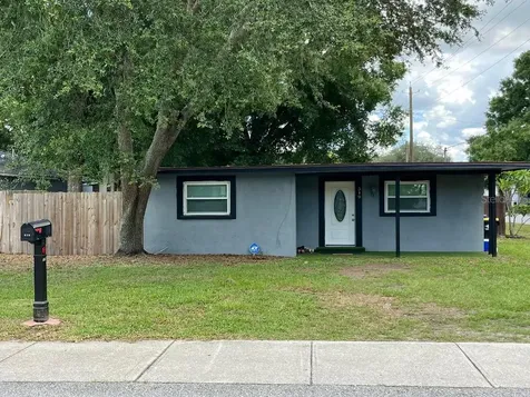 519 Walnut Street Auburndale FL 33823