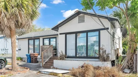 22 W Polk Avenue Lake Wales FL 33853