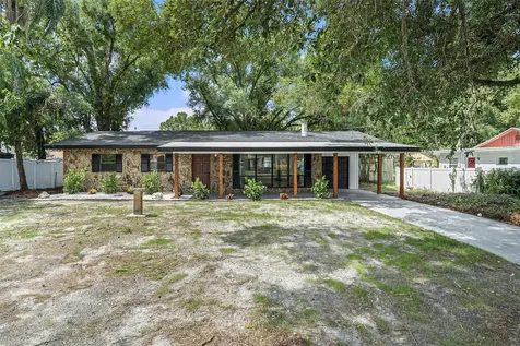 2702 W Juneau Street Tampa FL 33614