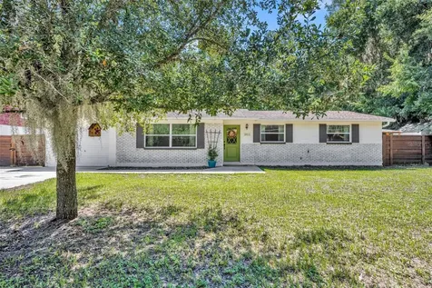 1015 N Unser Street Mount Dora FL 32757