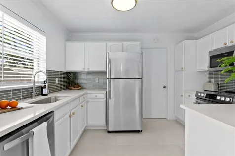 2974 Hillsdale Avenue Largo FL 33774