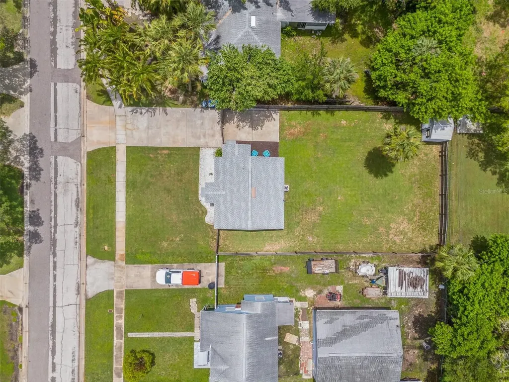 833 60th Avenue NE St Petersburg FL 33703