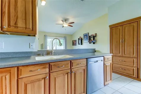 710 Jacaranda Drive Oldsmar FL 34677