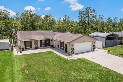 13532 Country Club Drive Tavares FL 32778