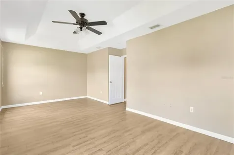 12132 Tree Haven Avenue Gibsonton FL 33534