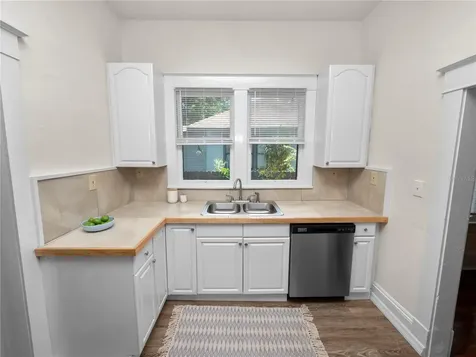 939 S Missouri Avenue Lakeland FL 33803