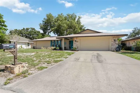 5408 2nd Avenue Drive NW Bradenton FL 34209