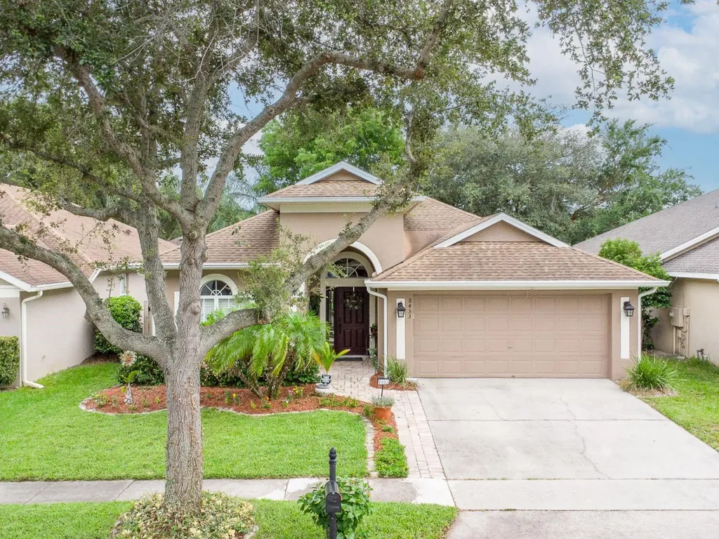 8453 Baywood Vista Drive Orlando FL 32810