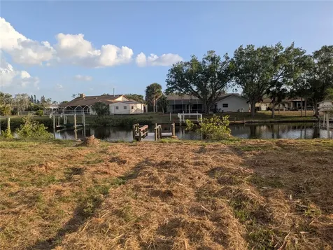 18641 Klingler Circle Port Charlotte FL 33948