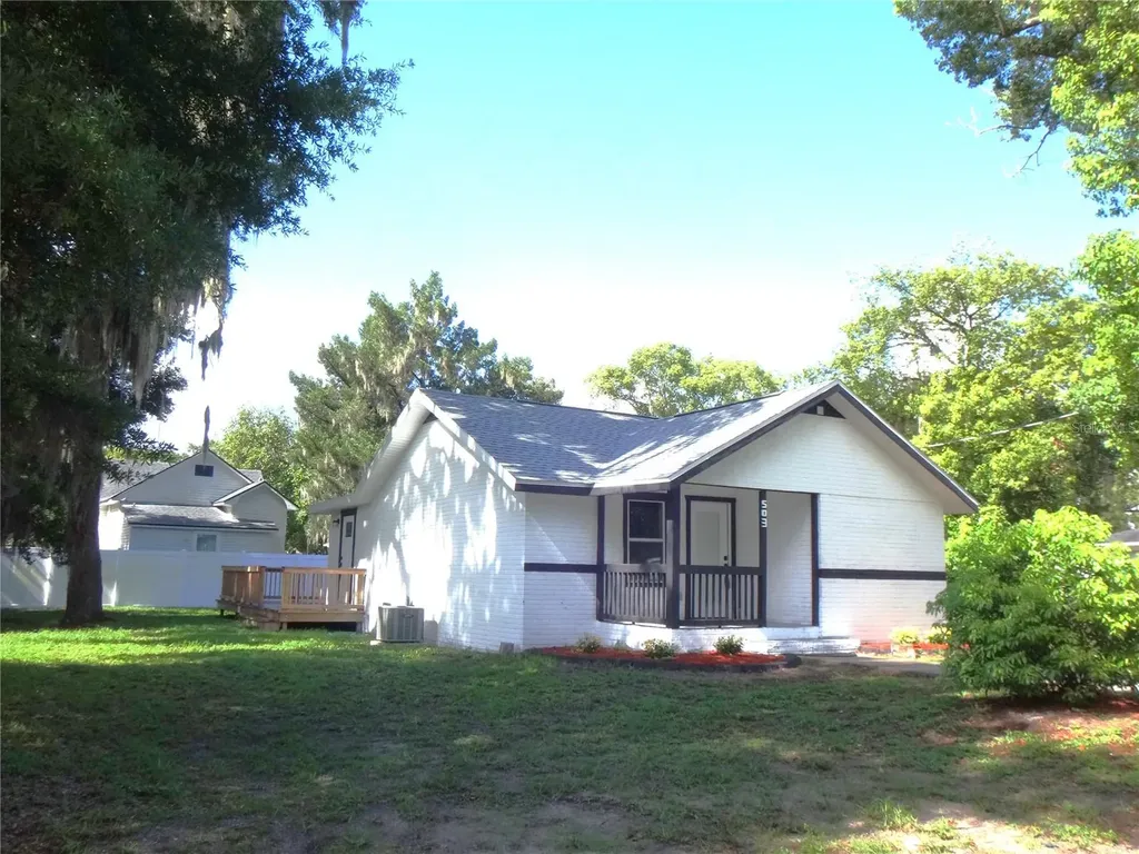 503 W Dixie Street Plant City FL 33563