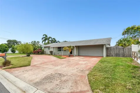10213 112th Way N Largo FL 33778