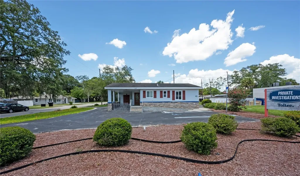 3039 49th Street N St Petersburg FL 33710