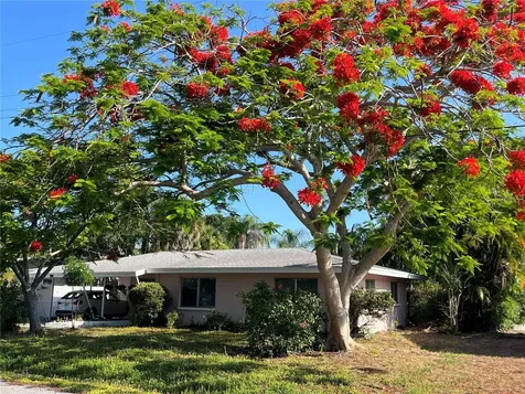 2129 Inner Cass Circle Sarasota FL 34231