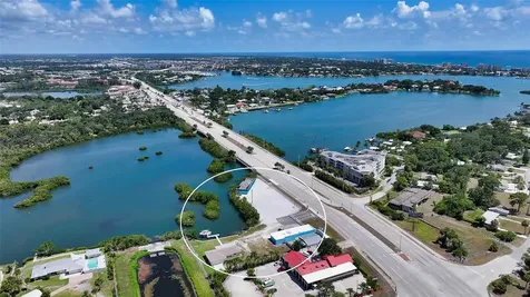 501-505-499 S Tamiami Trail S Nokomis FL 34275