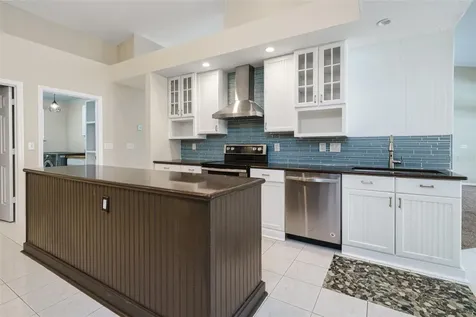 824 Royalwood Lane Oviedo FL 32765
