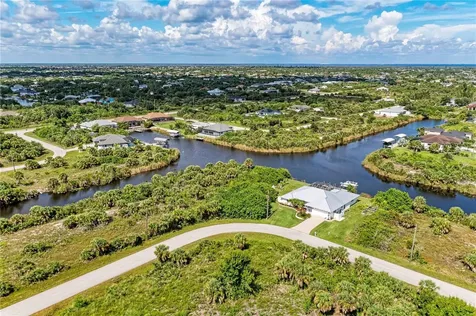 10442 Mcalester Circle Port Charlotte FL 33981
