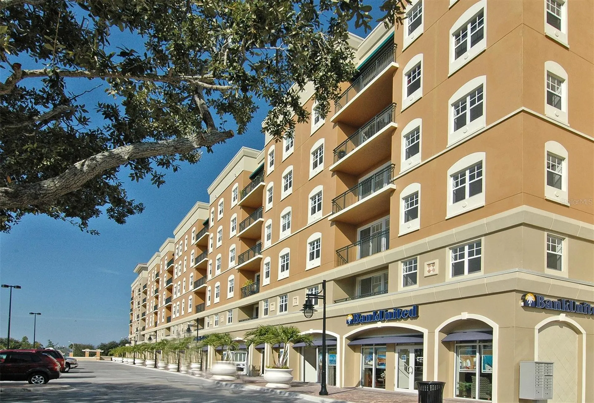 1064 N Tamiami Trail Sarasota FL 34236