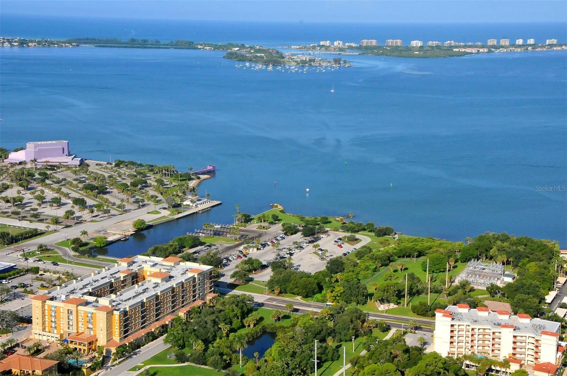 1064 N Tamiami Trail Sarasota FL 34236