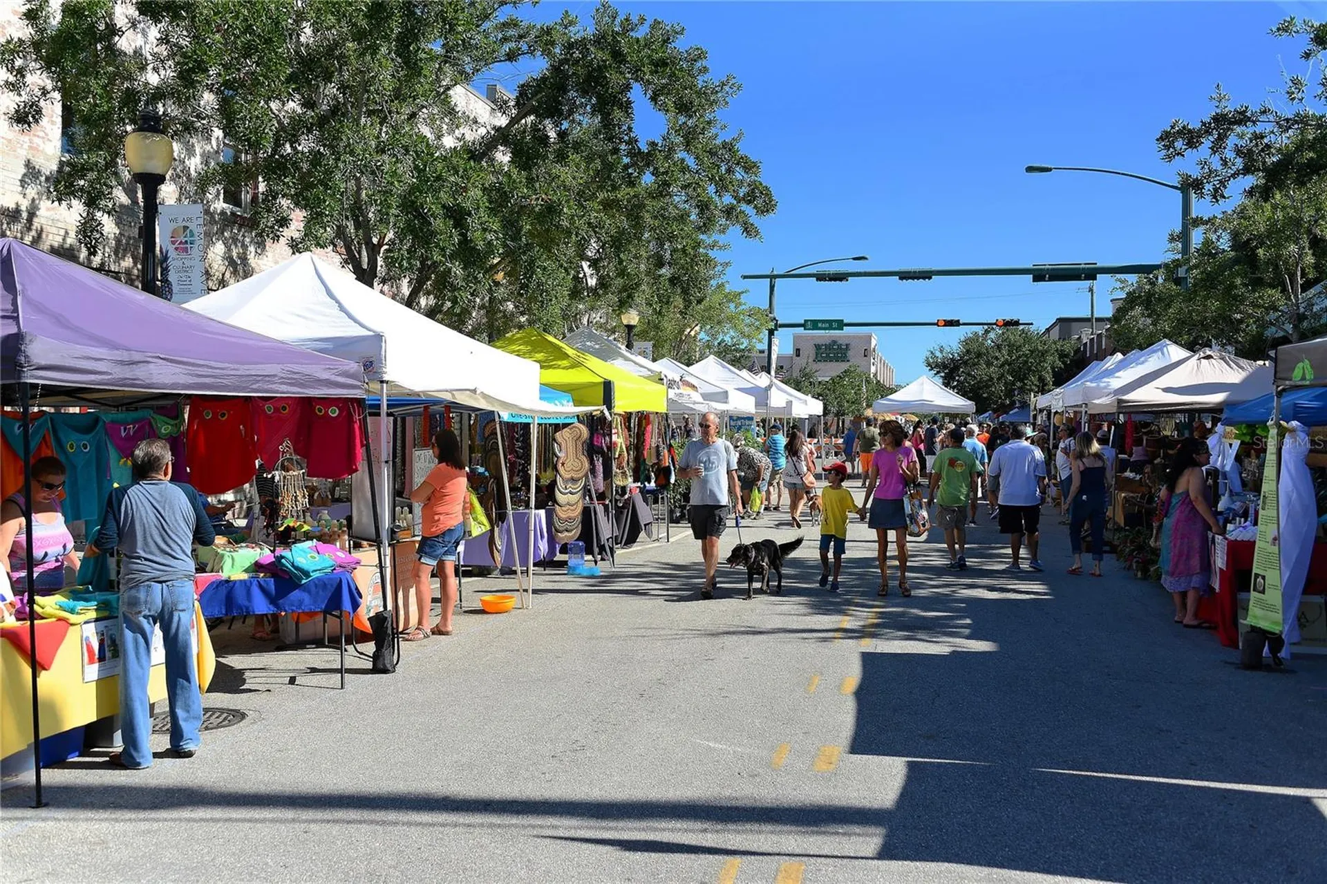 1064 N Tamiami Trail Sarasota FL 34236