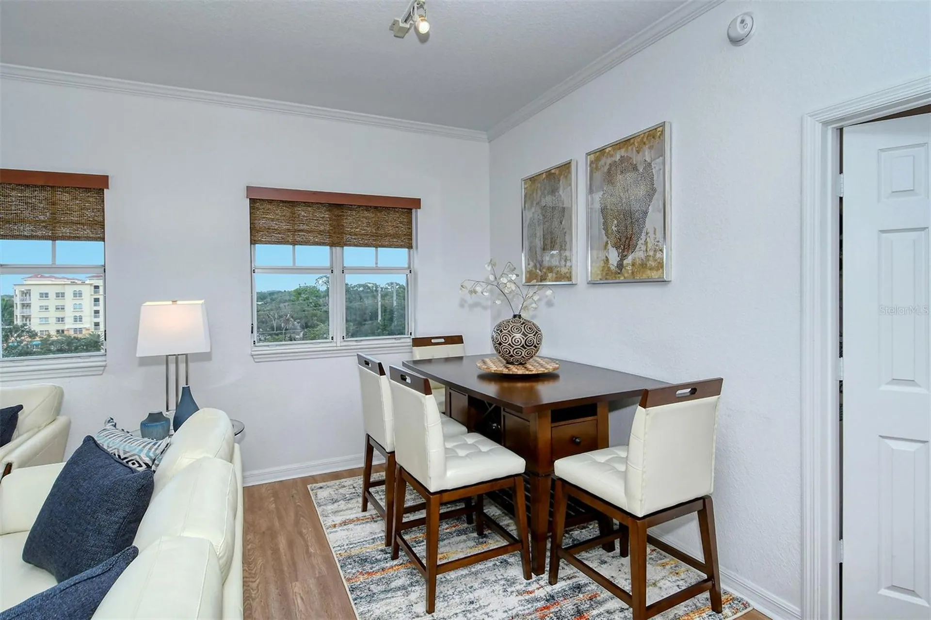 1064 N Tamiami Trail Sarasota FL 34236