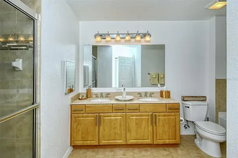 1064 N Tamiami Trail Sarasota FL 34236