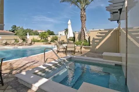 1064 N Tamiami Trail Sarasota FL 34236