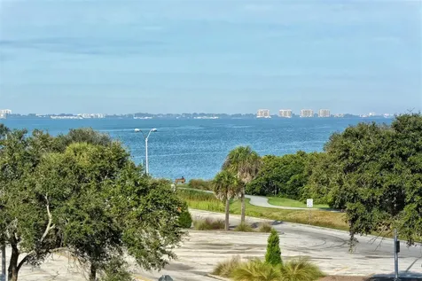 1064 N Tamiami Trail Sarasota FL 34236